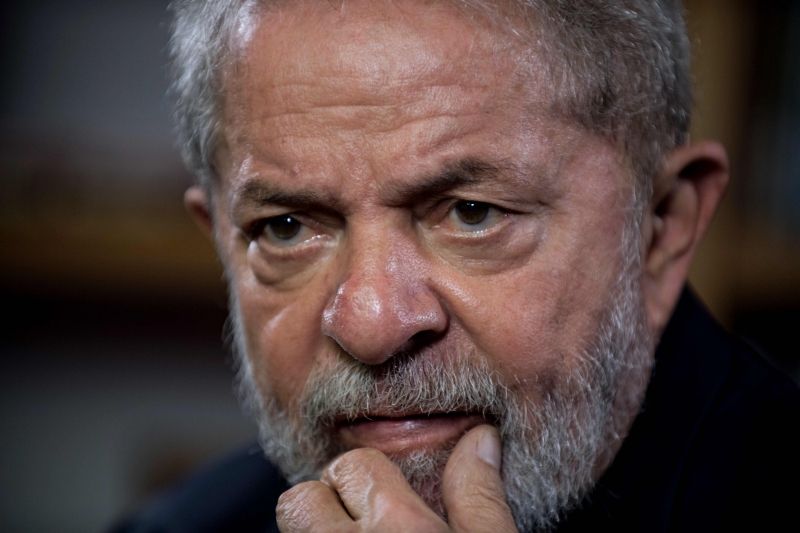 "Conheço companheiros que ficaram 15 anos exilados e não tiveram voz no Brasil", diz Lula