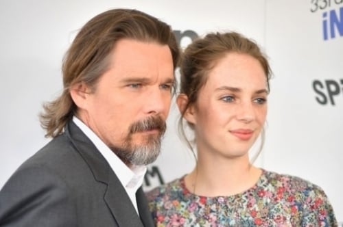 Maya é filha de Ethan Hawke