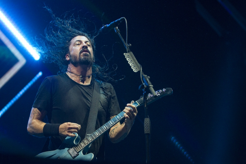 A animação da noite começou com o grito de Dave Grohl, vocalista do Foo Fighters