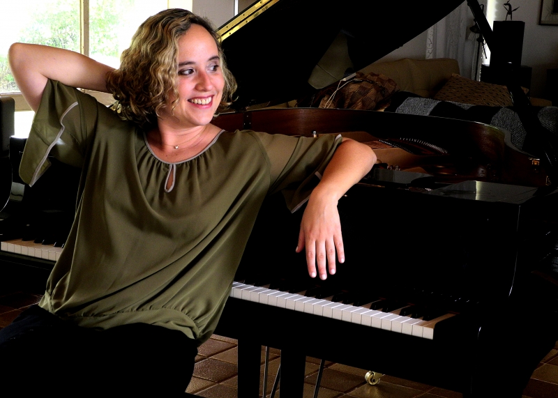 Professora e pesquisadora atua como pianista e camerista no Brasil e no exterior