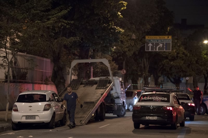 O trabalho da polícia está previsto para as 22h no local onde ocorreu o crime, na zona central do Rio