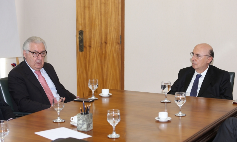 Afif (e) saiu otimista do encontro com o ministro da Fazenda, Henrique Meirelles, na semana passada