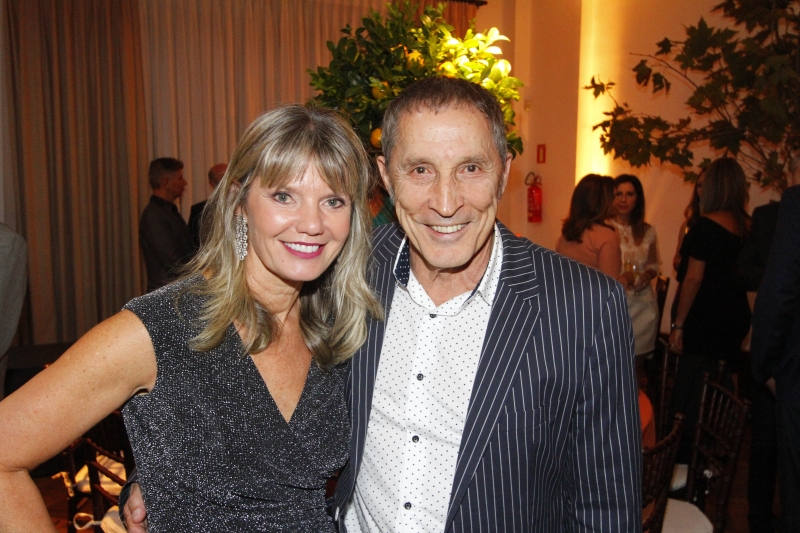 Leonor Kluber e Carlos Alberto Fontoura curtiram o jantar dançante 