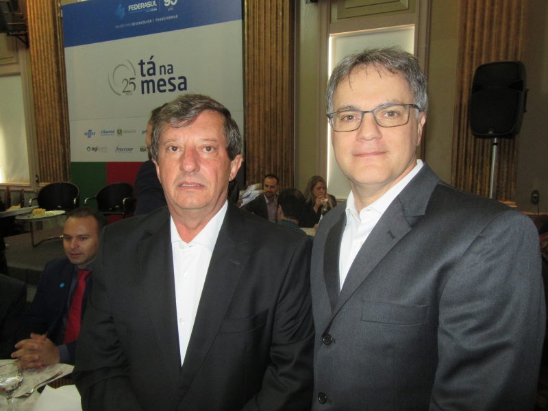 Ademar Schardong e Cesar Saut no almoço da Federasul