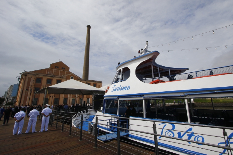 Área abrigará barcos Cisne Branco, Porto Alegre 10 e Noiva do Caí