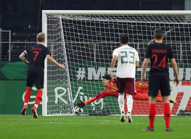 O jogador meio-campista Ivan Rakitic garantiu o placar de 1x0 