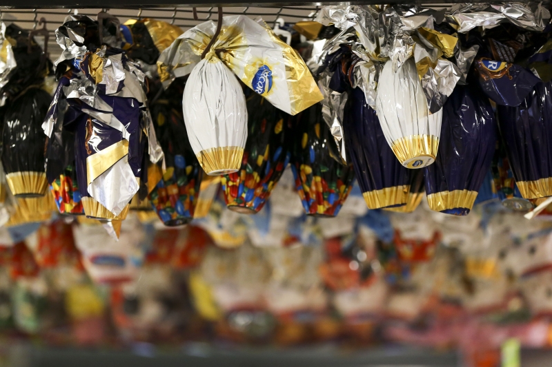 Lojistas terão apenas quatro dias para vender as mercadorias antes da Páscoa