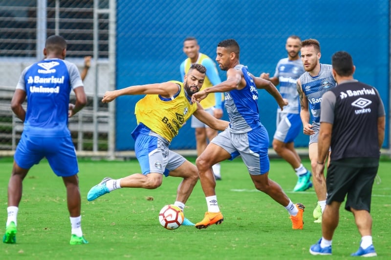 Renato Portaluppi incluiu todos os titulares na concentração para o jogo desta quarta