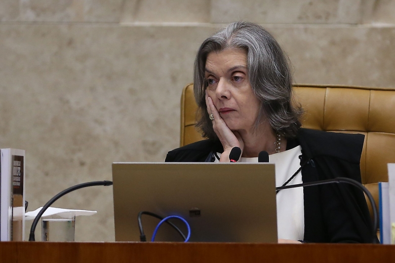 A relatora do caso, ministra Cármen Lúcia, votou por rejeitar a ação.