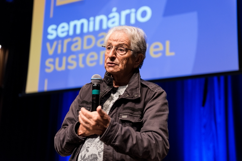 Jornalista e ex-deputado federal abriu a programação da Virada Sustentável em Porto Alegre