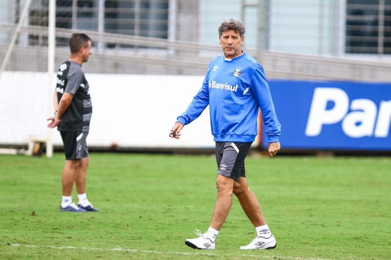 Portaluppi comandou o treino do Grêmio nesta sexta-feira antes do confronto contra o Cruzeiro