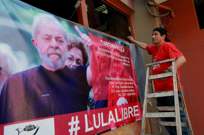 Cubanos apoiam Lula, enquanto brasileiros dizem que Lava Jato não investiga todos os políticos