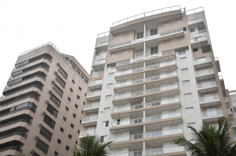 O apartamento foi arrematado por um lance único de R$ 2,2 milhões na tarde de terça-feira (15)