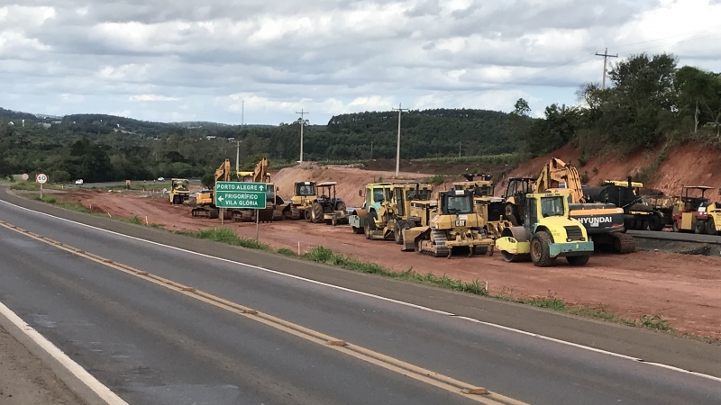 Restam ser finalizadas a pavimentação e a sinalização de 2,3 quilômetro da BR-386
