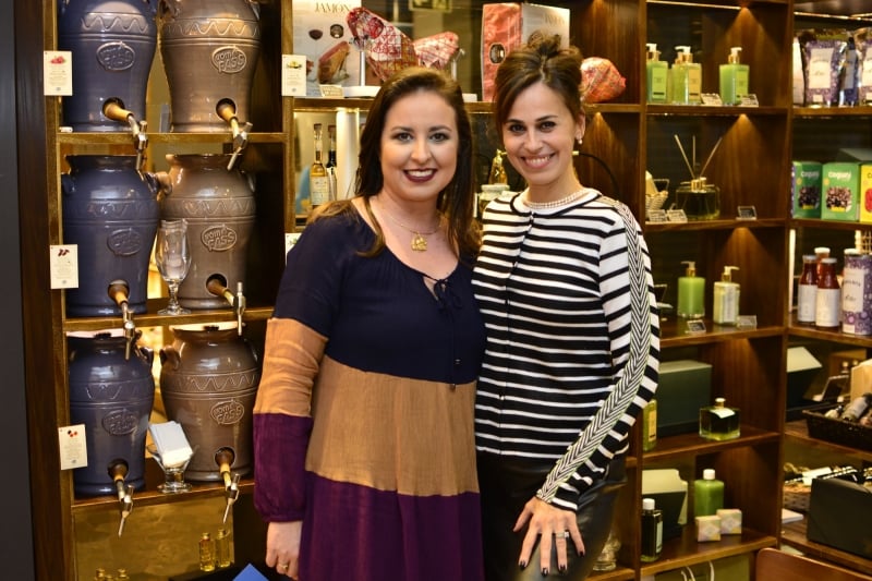 Cunhadas, Ana Beatriz e Daniela Escobar se inspiraram na Califórnia para o Empório Foto: EDUARDO LIOTTI/DIVULGAÇÃO/JC