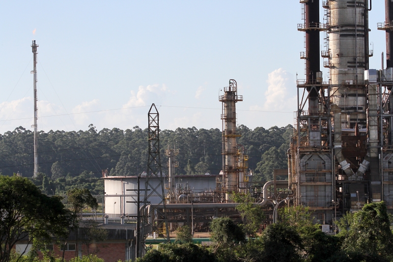 Complexo tem capacidade de processar 208 mil barris diários