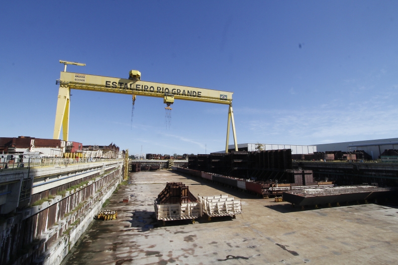 Estaleiro ganha novas perspectivas que incluem venda e serviços para porto e indústria naval