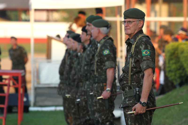 Comissão de Ética da Presidência vai apurar quarentena de militares