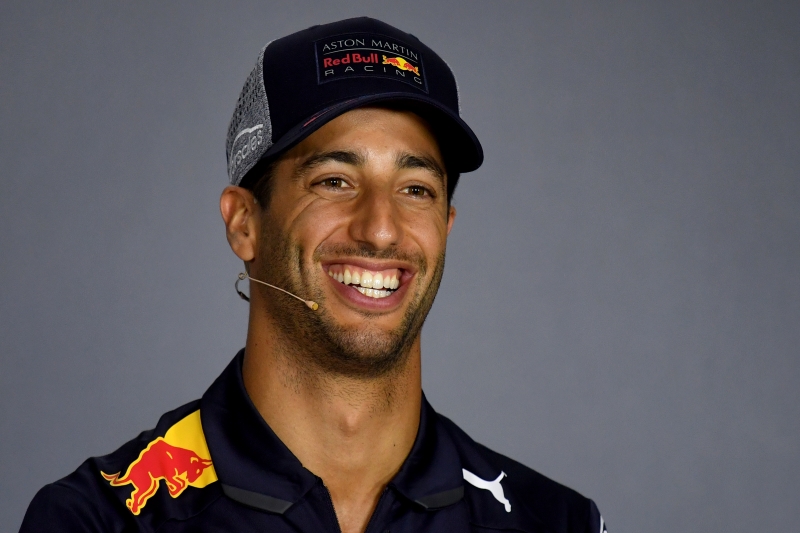 Daniel Ricciardo durante a coletiva de imprensa em Baku