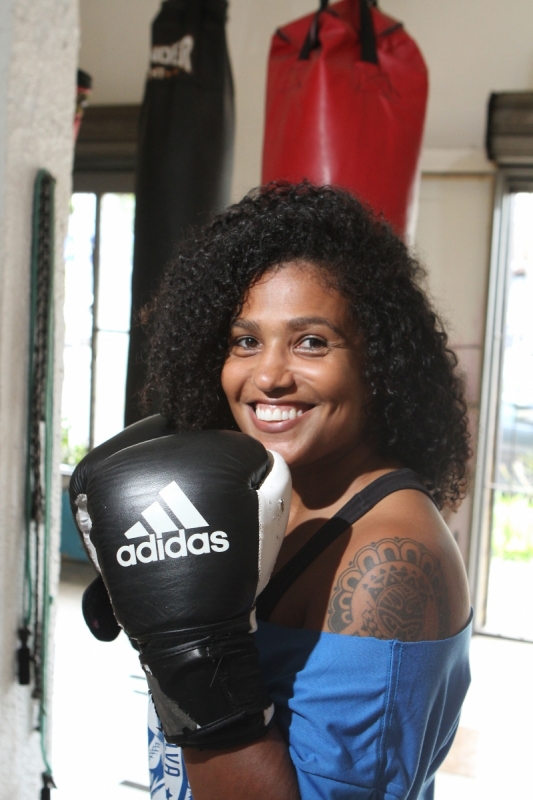 
Entrevista com Carla Silva, instrutora de boxe feminino.  Foto: MARCO QUINTANA/JC