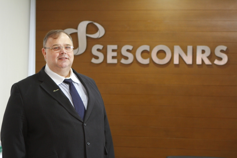 Para Levandovski, é preciso ver se compensa colocar dependente na declaração