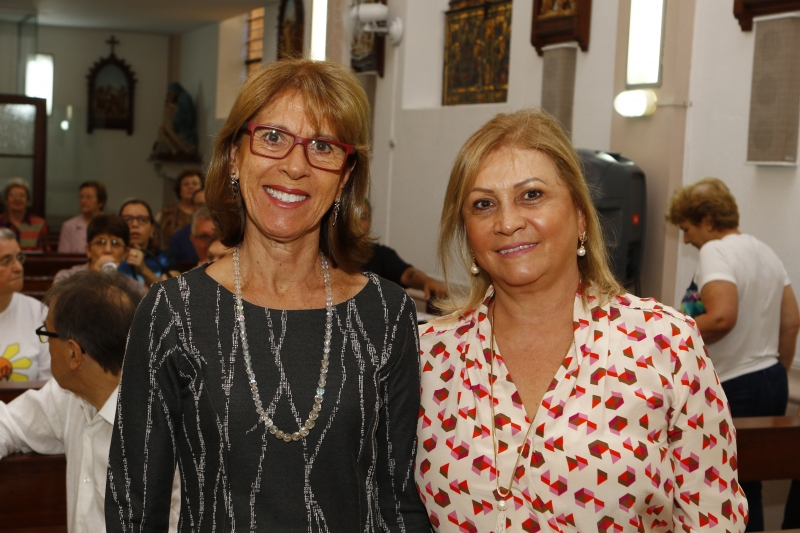 Helena Dahne Bartelle e Zulma Veloz, integrantes do grupo Voluntárias pela Vida