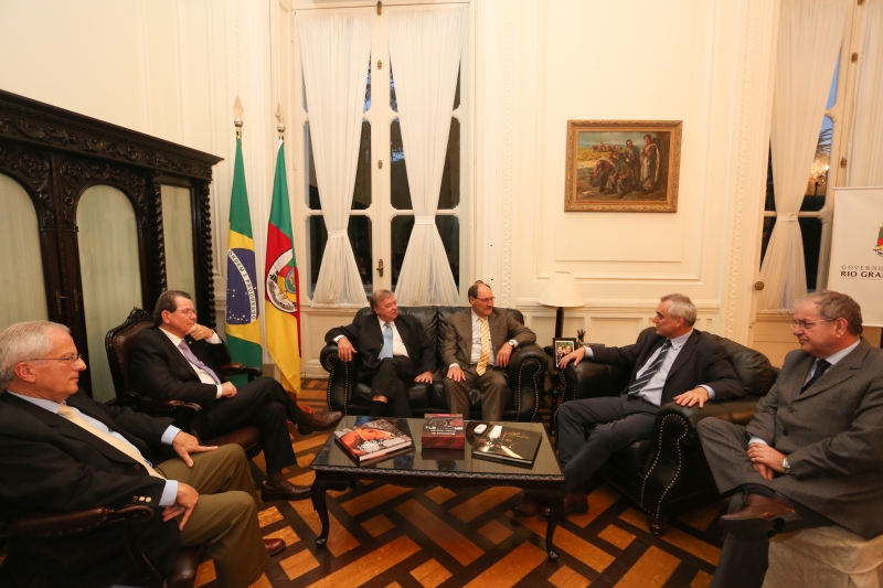 Dirigentes empresariais realizaram uma reunião com o governador 