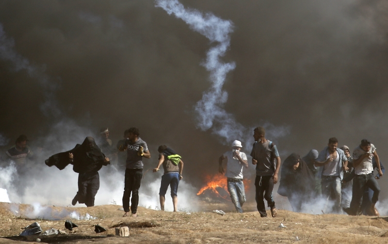 Palestinos entraram em confronto com militares israelenses na fronteira entre Gaza e Israel