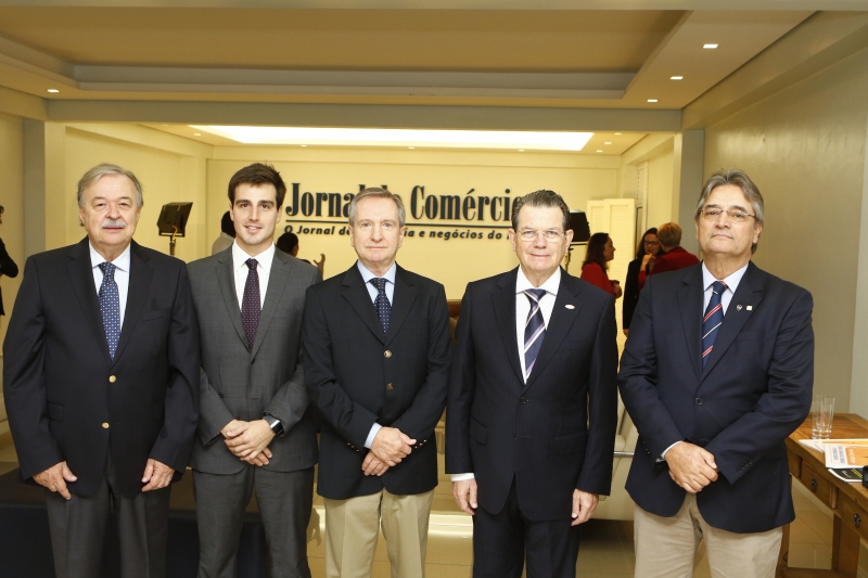 Diretores do JC, Giovanni e Mércio Tumelero, receberam Petry, Bohn e Gedeão para evento sobre o desenvolvimento econômico do Estado