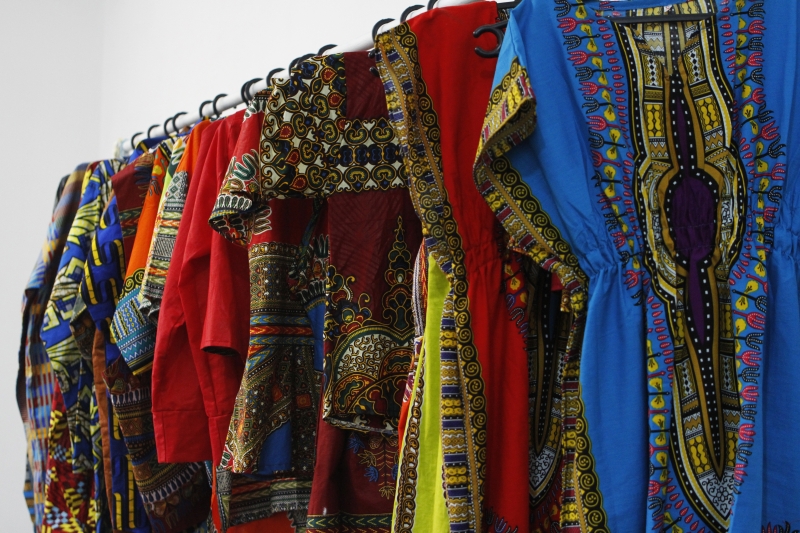 GE entrevista proprietários da loja de moda africana, Consone. Foto: LUIZA PRADO/JC