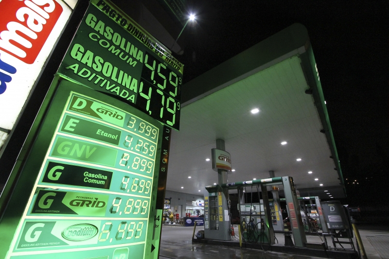 A Petrobras já elevou o preço do óleo diesel em suas refinarias 121 vezes
