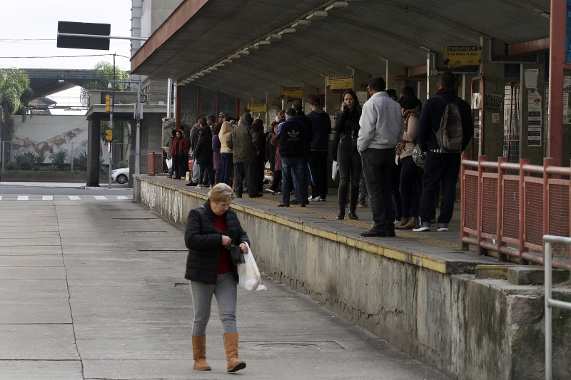 Transporte público da Capital vem operando com horários reduzidos em razão do desabastecimento
