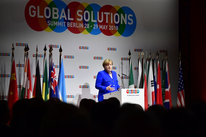 Merkel foi questionada em evento em Berlim sobre as tarifas à importação de aço