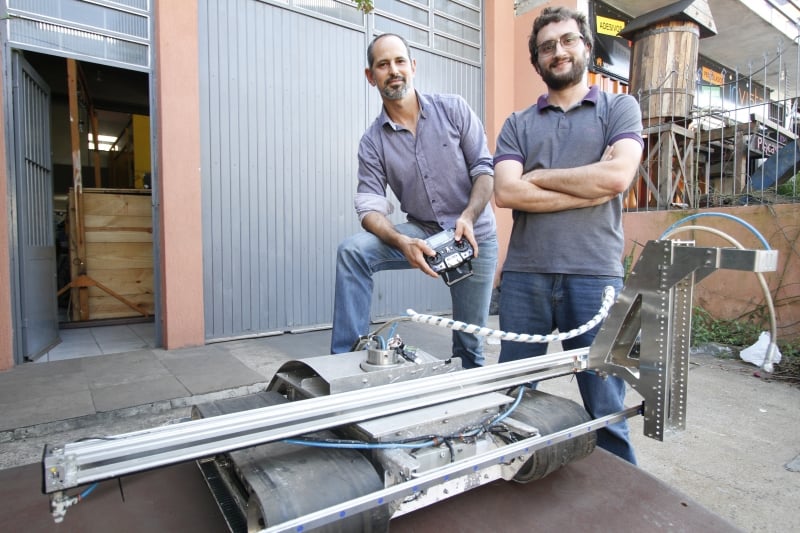 Miguel e Giovani se conheceram na Ufrgs Foto: LUIZA PRADO/JC