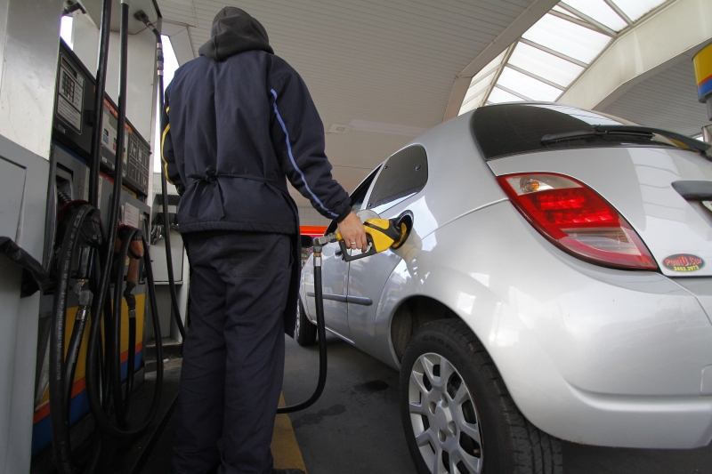 Recuo do preço da gasolina estaria entre os responsáveis pelo índice