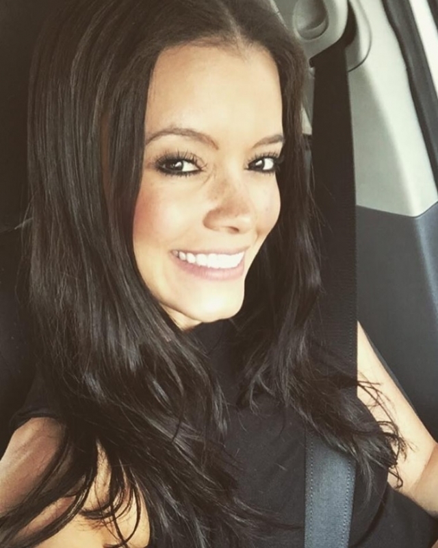 Andressa Riquelme, jornalista e assessora de imprensa Foto: Arquivo Pessoal/JC