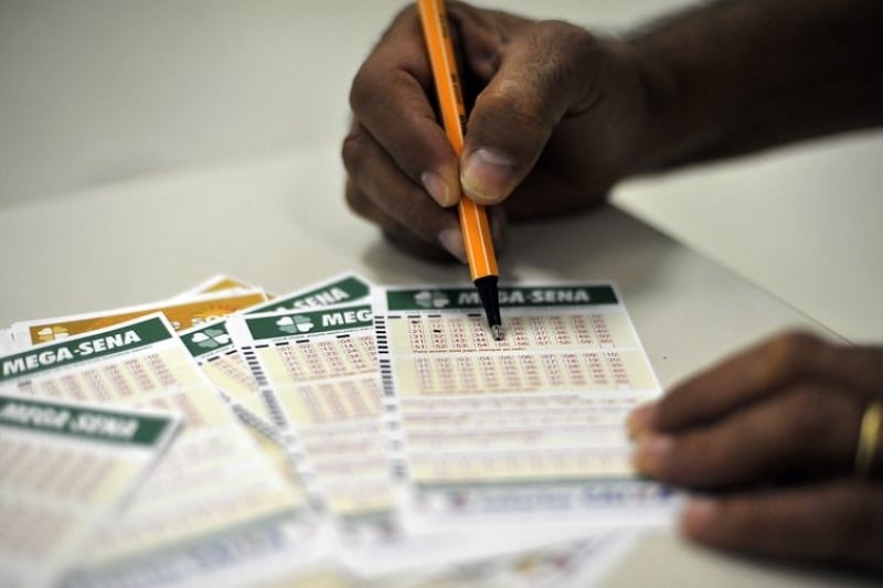 Apostas podem ser feitas até as 19h em lotéricas e canais da Caixa pela internet