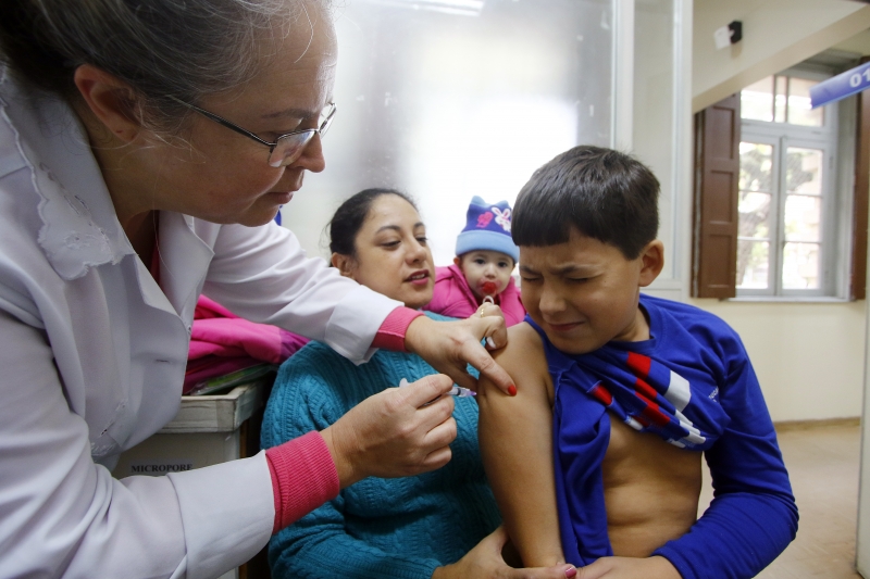 Imunização protege a criança das formas mais graves de tuberculose, como a miliar e a meníngea