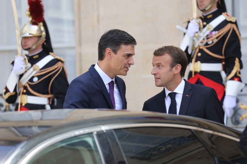 Macron se encontrou com o primeiro ministro espanhol Pedro Sanchez