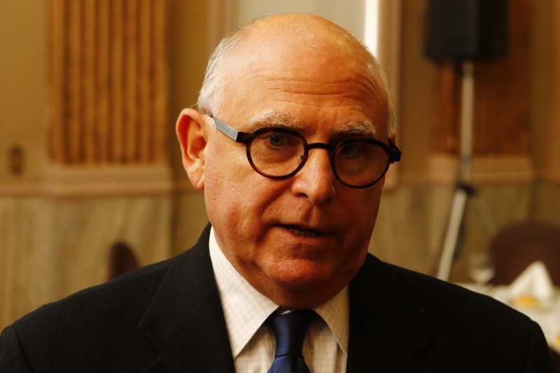 Proprietários estão engajados em oferecer locais seguros a clientes e funcionários, diz Chmelnitsky