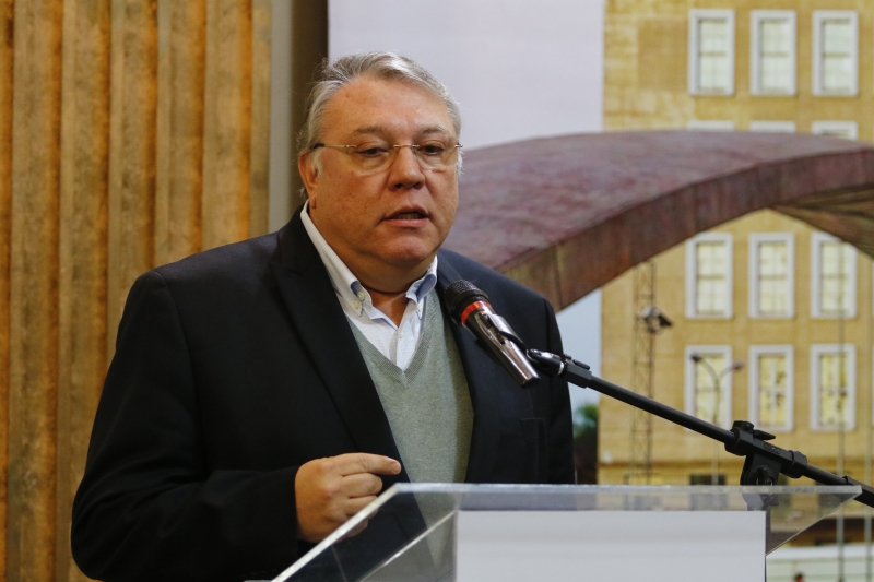 Dal Molin,presidente do Sinduscon, defendeu revisão de direitos dos servidores para reduzir despesas