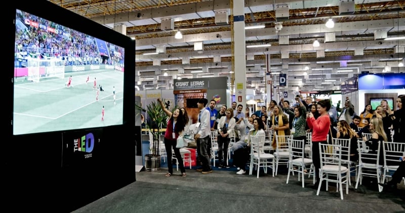Copa do mundo deu o tom ao primeiro dia do evento Foto: STUDIO F/DIVULGA&Ccedil;&Atilde;O/JC