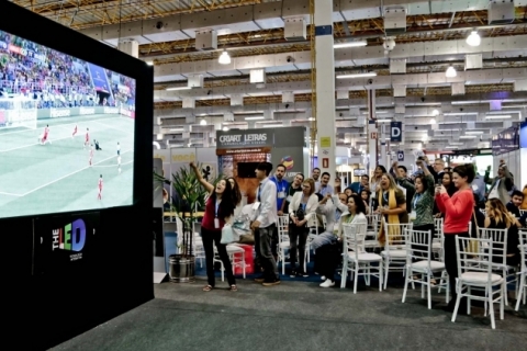 Copa do mundo deu o tom ao primeiro dia do evento