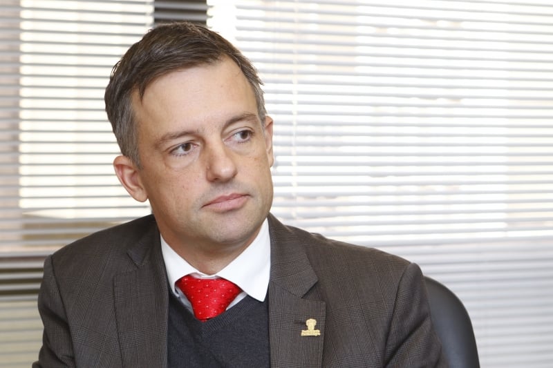 Administração pública vem tentando capturar a eficiência do setor privado, diz Bruno Vanuzzi