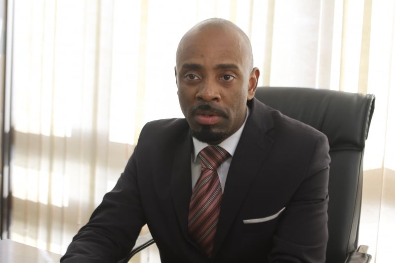 Oliveira JÃºnior destaca que missÃ£o Ã© dar autonomia aos estrangeiros