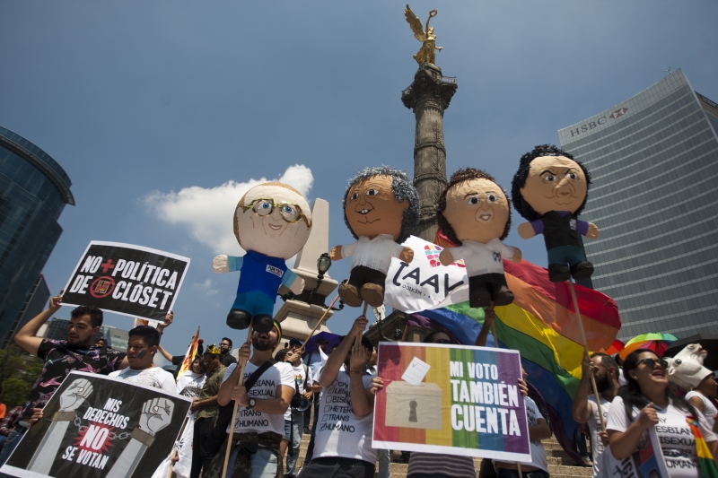 Manifestantes exigem aos presidenciáveis inclusão de diversos assuntos na agenda política mexicana