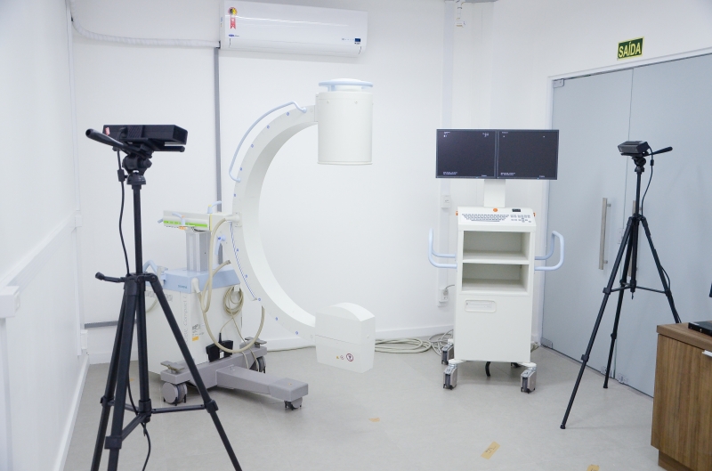 C-Arm captura imagens em tempo real nos procedimentos cirúrgicos