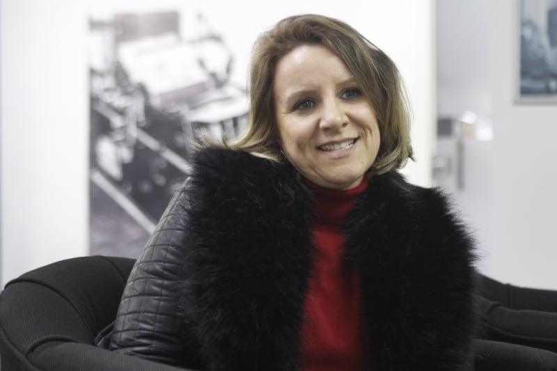 Martha Macedo visita o JC para falar sobre projeto que ajuda empreendedores a abrirem negcios em Portugal.