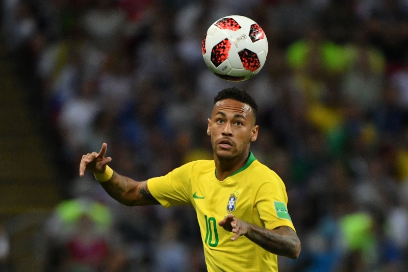 Atacante, Neymar sofreu uma lesão no tornozelo e foi cortado da lista de convocados da competição