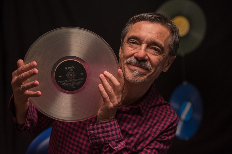 Charles Gavin comanda 12ª temporada do programa do Canal Brasil